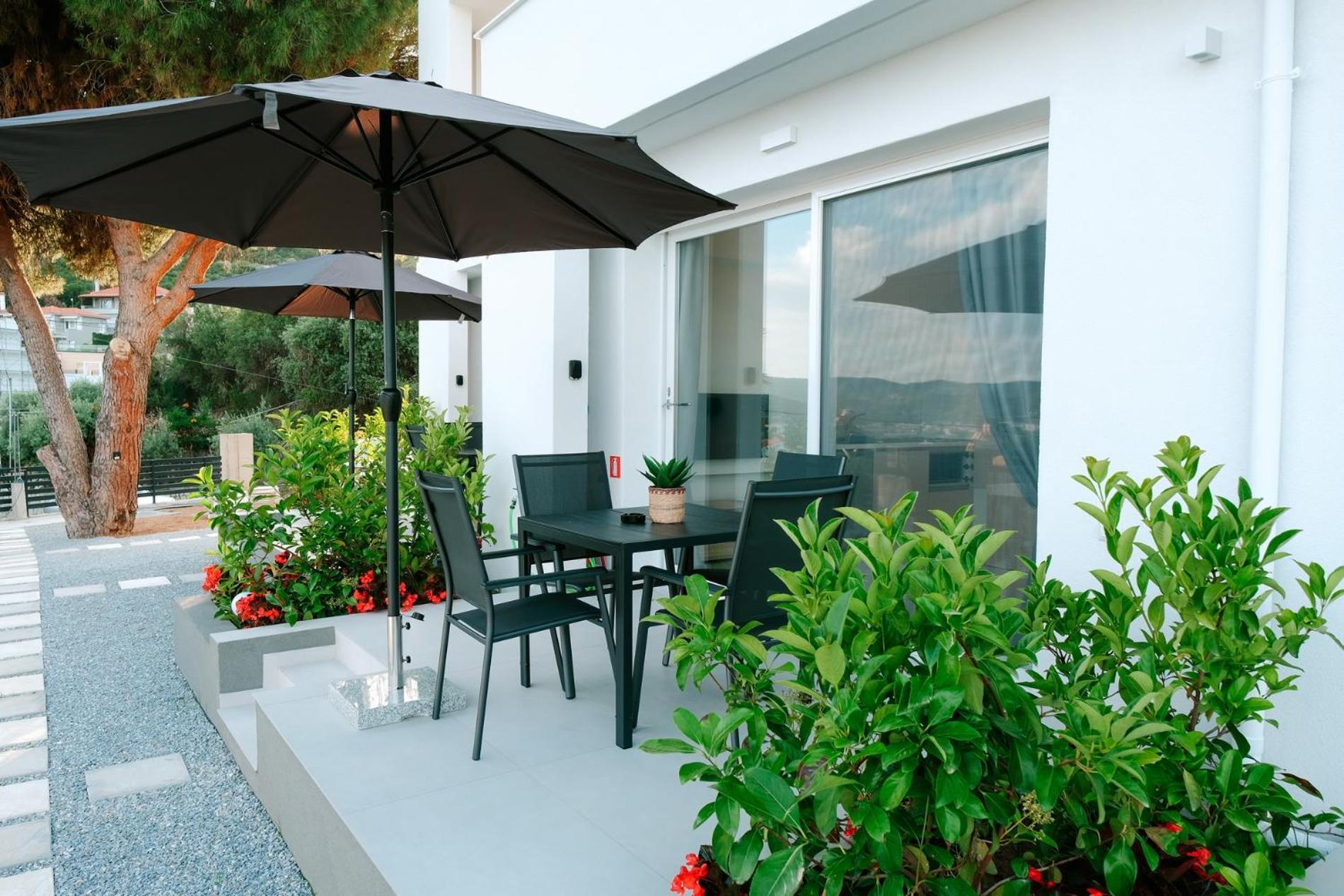 Aquarama Suites Nea Iraklitsa Ngoại thất bức ảnh