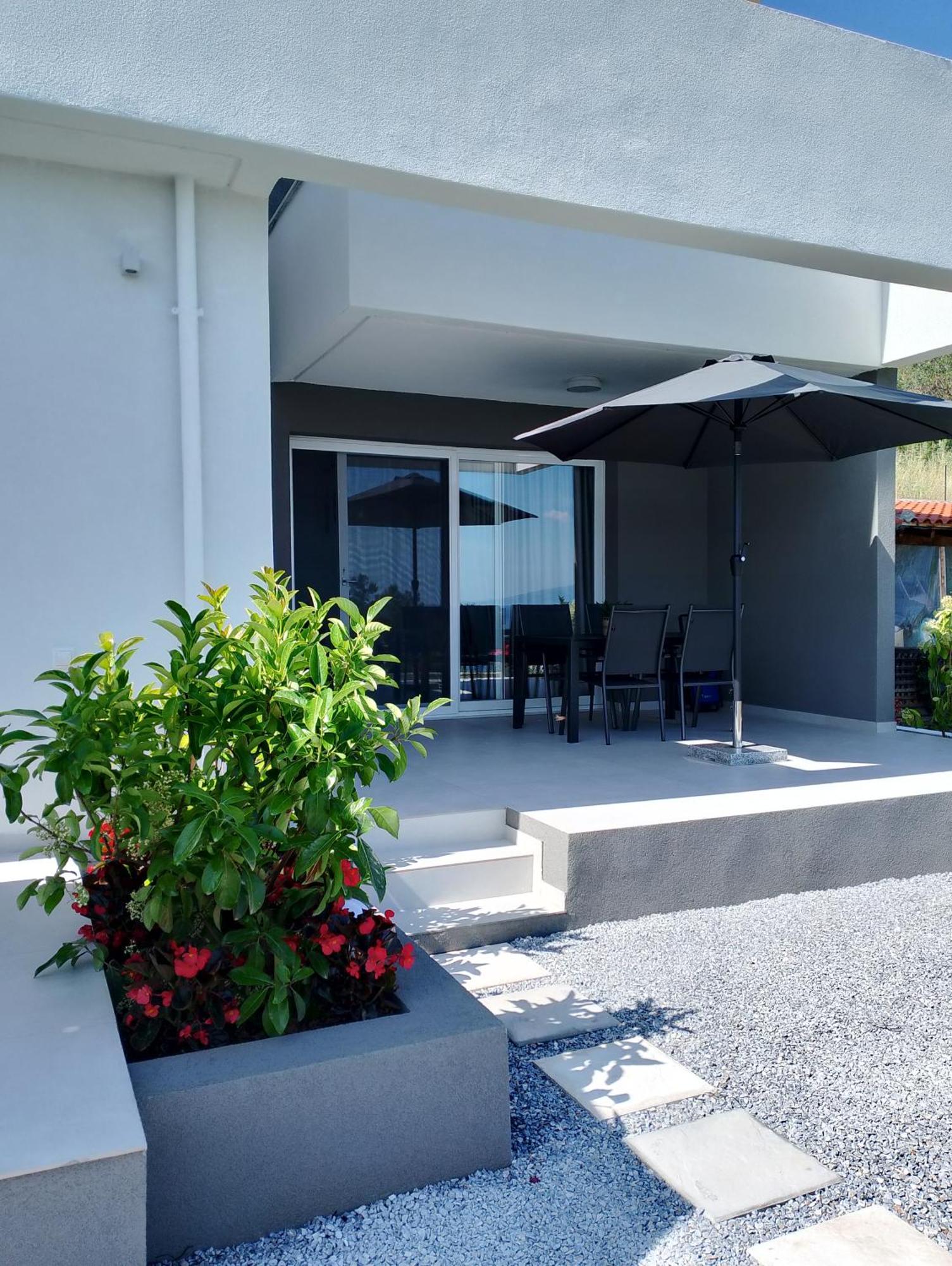 Aquarama Suites Nea Iraklitsa Ngoại thất bức ảnh